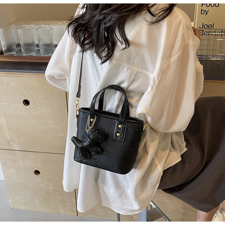 French Niche Fashion Handbag High-Quality Texture Crossbody Bag Casual Versatile Bucket Bag