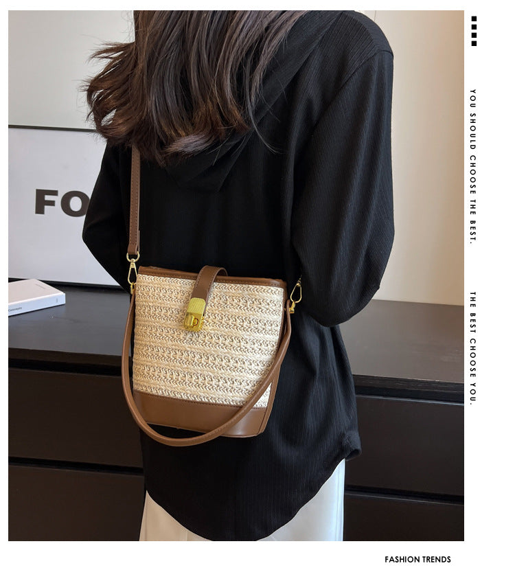 Fashion Handheld Woven Bag. High-Quality Textured Straw Bag, Single Shoulder Crossbody Bag, Casual Bucket Bag