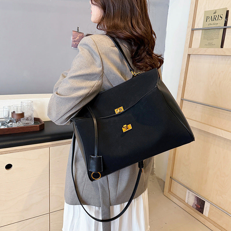 Large Capacity Commuting Bag Trendy Versatile Matte Retro Casual Single Shoulder Crossbody Tote Bag