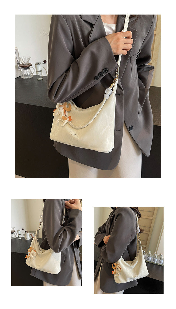 High-end Light Luxury Niche Bag. Fashionable Korean Version Large Capacity Commuter Crossbody Dumpling Underarm Bag
