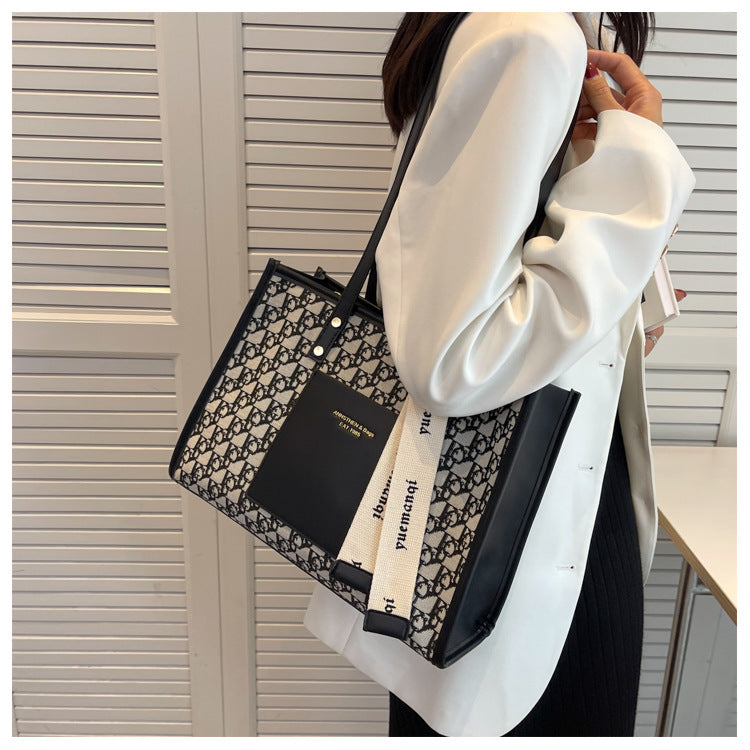 New Versatile Commuter Shoulder Bag Fashionable High-Quality Texture Retro Handbag Tote Bag