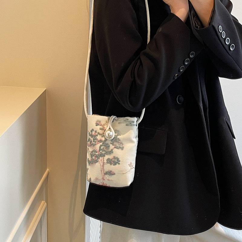 New Chinese Style Embroidered Phone Bag, Fashionable Versatile Casual Shoulder Crossbody Bag