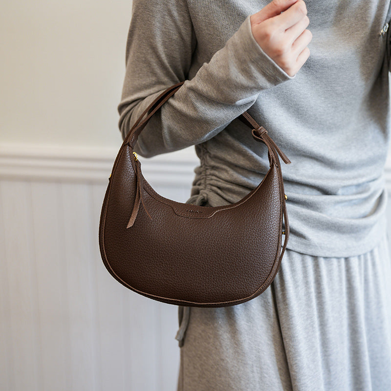 Unique Handbag Versatile Shoulder Crossbody Underarm Bag Casual Fashion Crescent Bag
