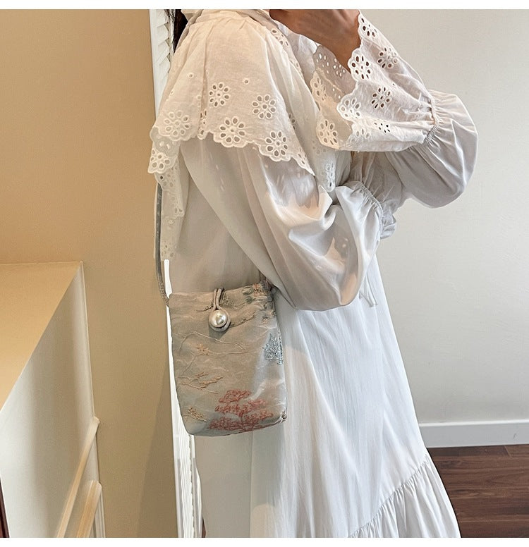 New Chinese Style Embroidered Phone Bag, Fashionable Versatile Casual Shoulder Crossbody Bag