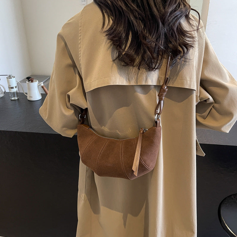 High-end Texture Retro Matte Bag Niche Design Crossbody Bag Commuter Dumpling Bag