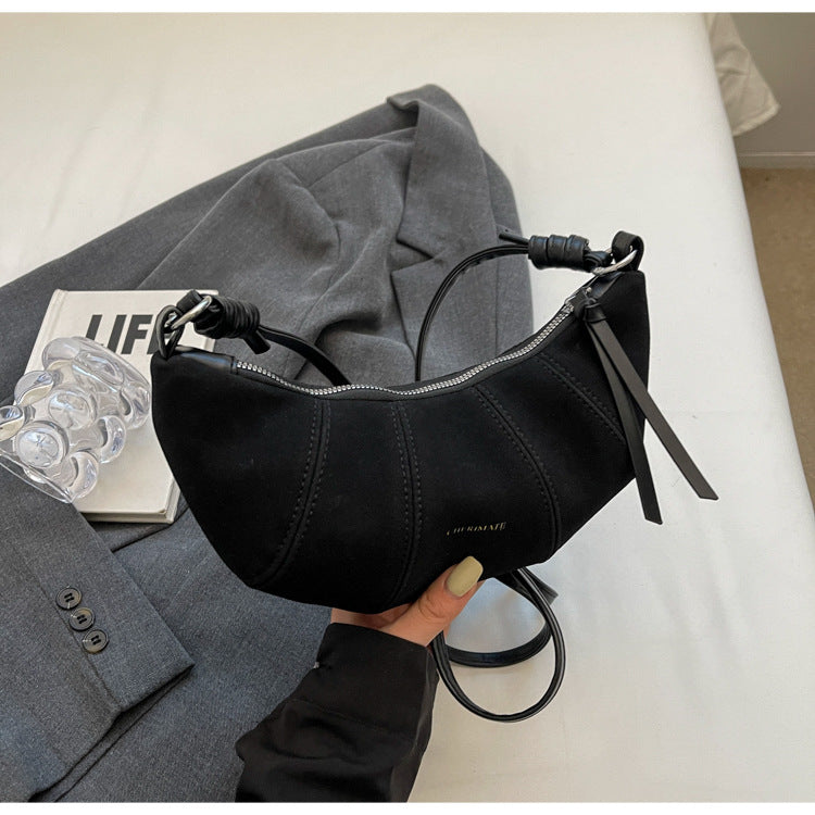 High-end Texture Retro Matte Bag Niche Design Crossbody Bag Commuter Dumpling Bag