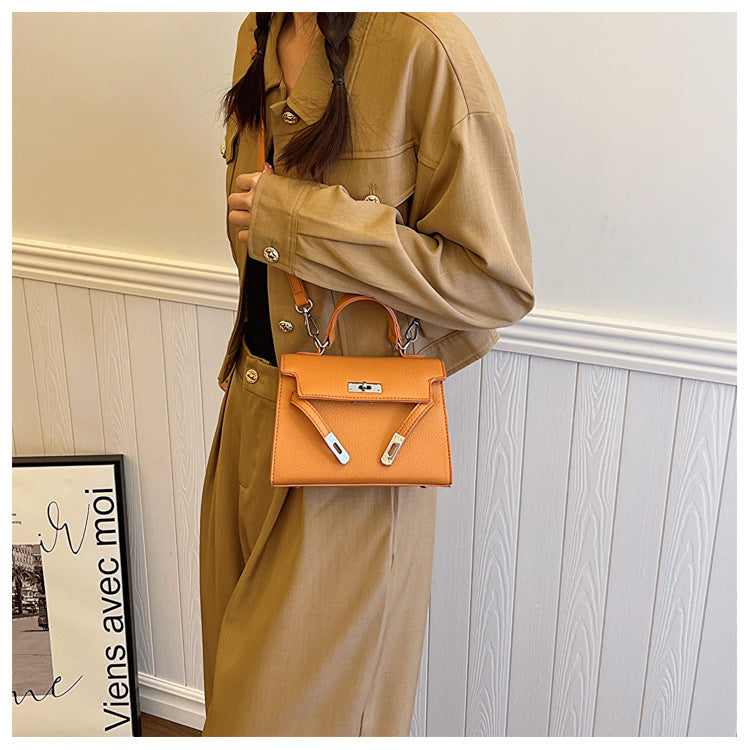 High-end Light Luxury Niche Soft Leather Crossbody Bag Fashion Handbag Underarm Bag
