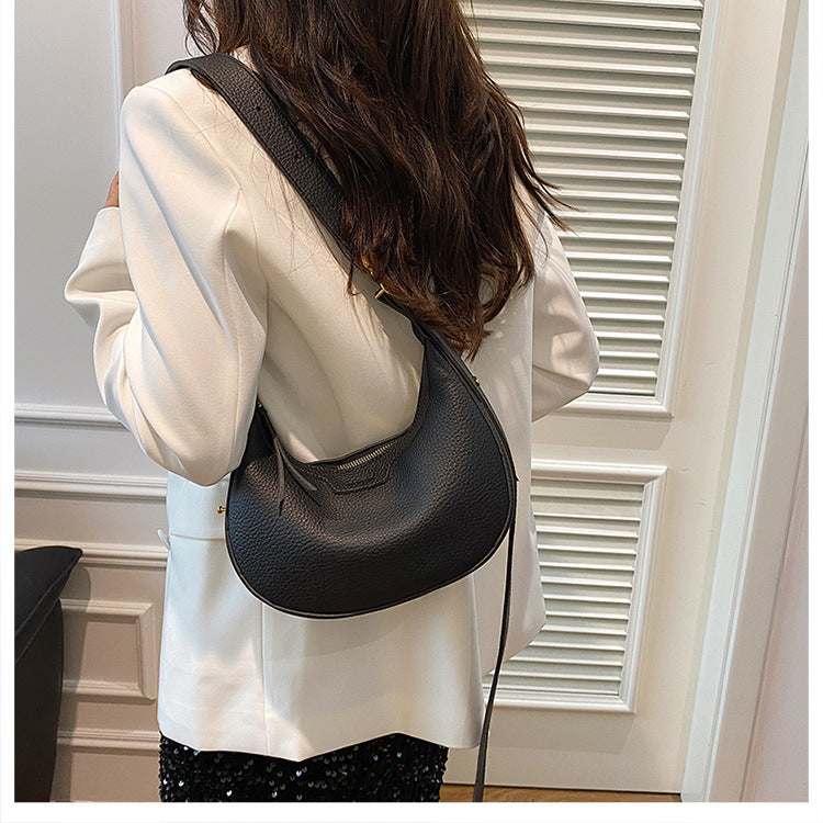 Unique Handbag Versatile Shoulder Crossbody Underarm Bag Casual Fashion Crescent Bag