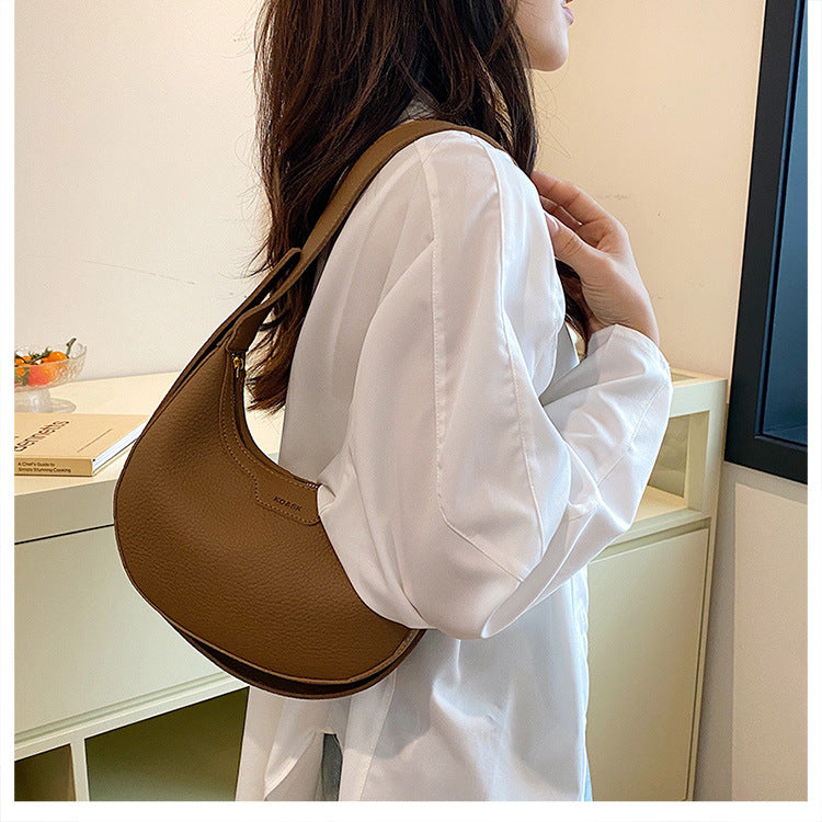 Unique Handbag Versatile Shoulder Crossbody Underarm Bag Casual Fashion Crescent Bag