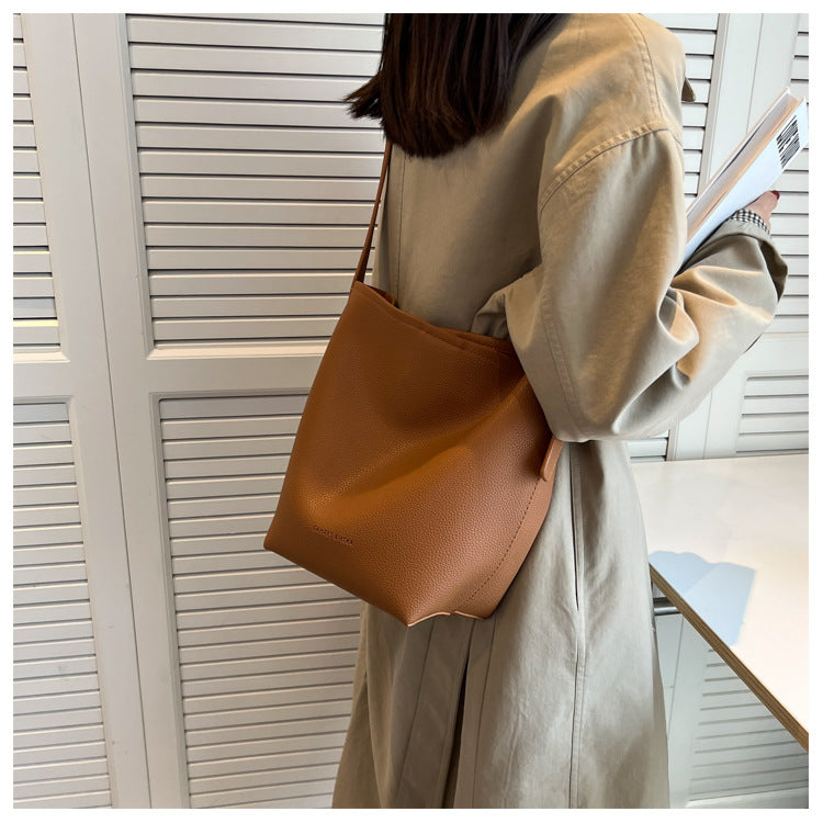 This Year's Trend Retro Small Bag New Women's Bag High-End Crossbody Bag Niche Design Super Popular Bucket Bag