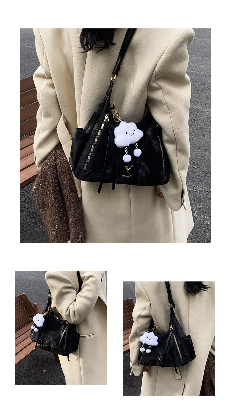 Casual Commuting Large Capacity Bag. High-end Versatile Crossbody Bag Fashionable Shoulder Underarm Bag