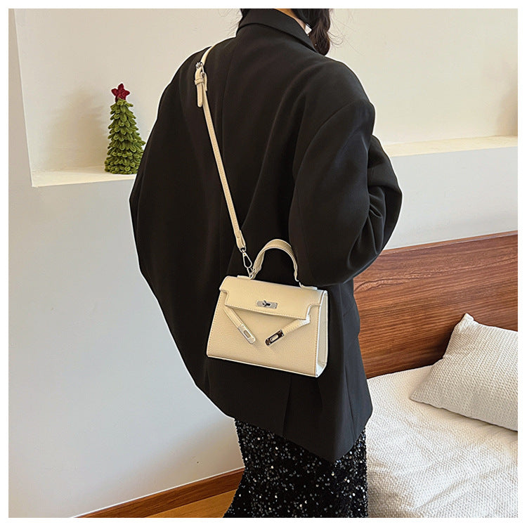 High-end Light Luxury Niche Soft Leather Crossbody Bag Fashion Handbag Underarm Bag