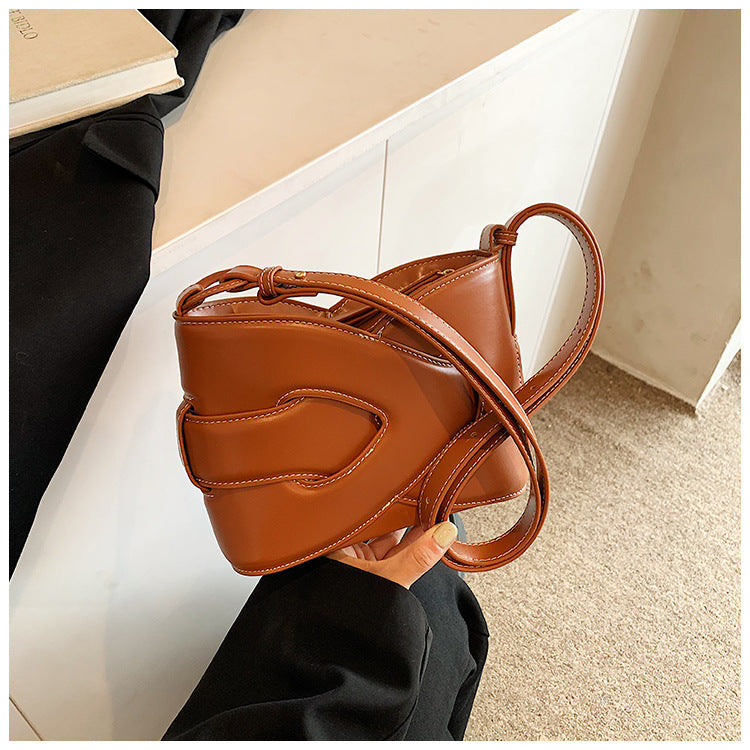 New Fashion Trendy Versatile Crossbody Bag Exquisite Casual Shoulder Bucket Bag