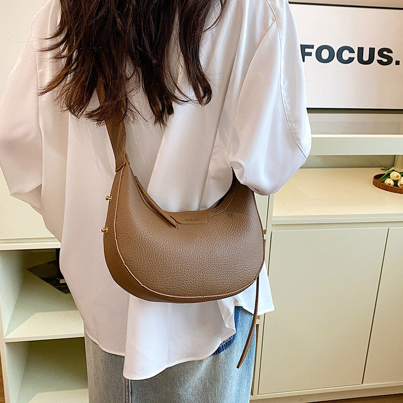 Unique Handbag Versatile Shoulder Crossbody Underarm Bag Casual Fashion Crescent Bag