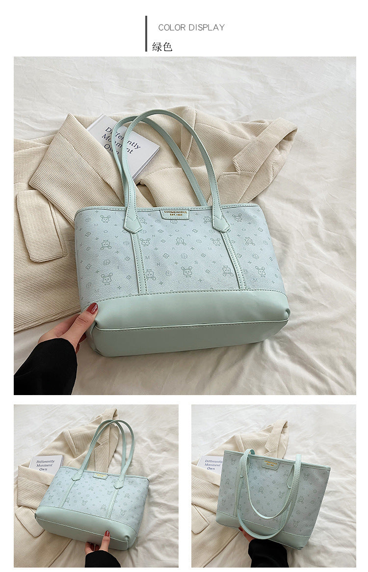 Large Capacity Commuter Bag. Fashionable Single Shoulder Underarm Bag. Casual Tote Bag