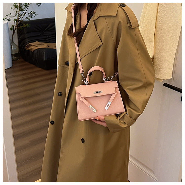 High-end Light Luxury Niche Soft Leather Crossbody Bag Fashion Handbag Underarm Bag