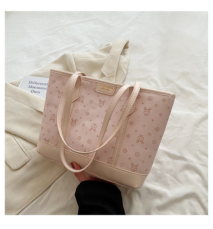 Large Capacity Commuter Bag. Fashionable Single Shoulder Underarm Bag. Casual Tote Bag