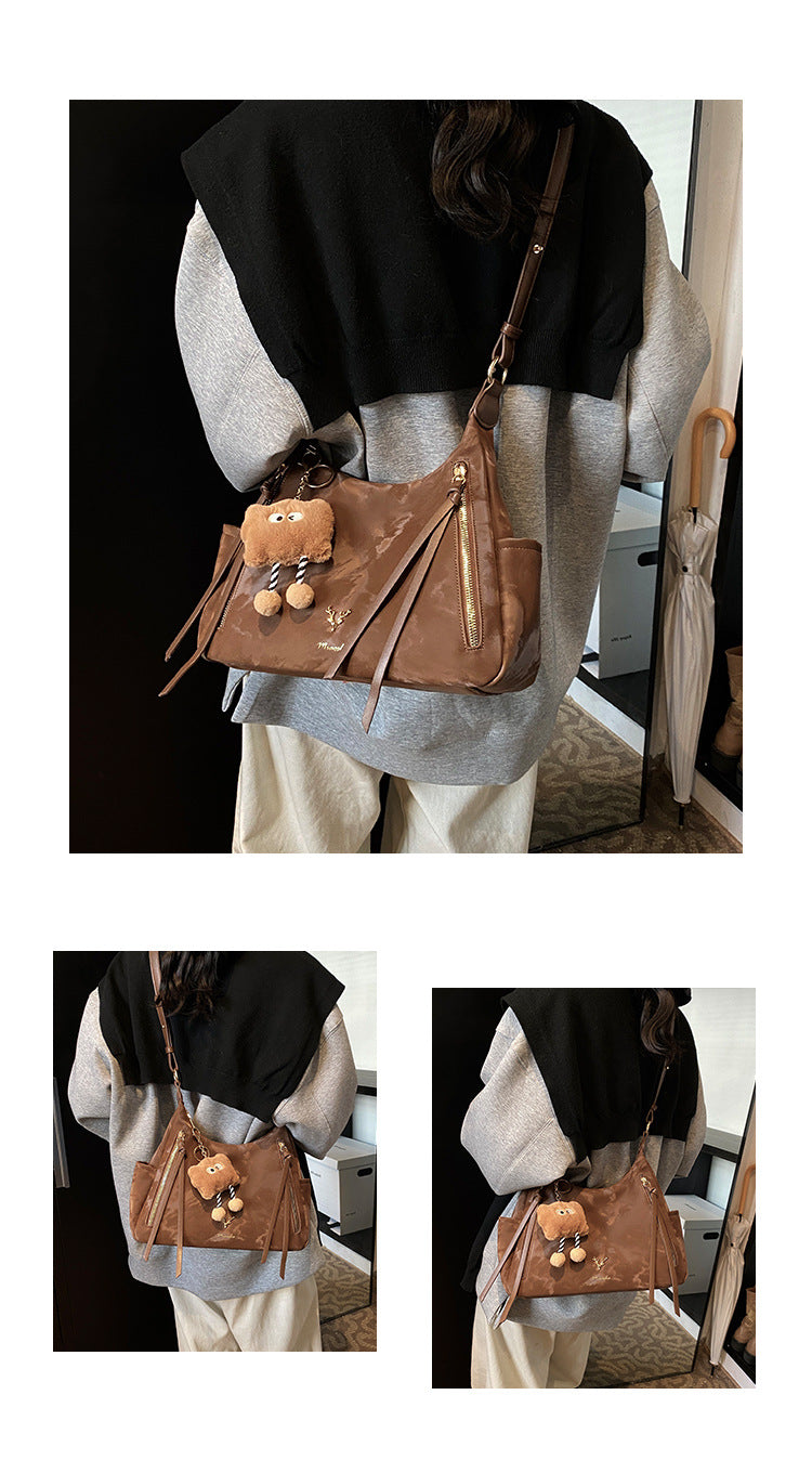 Casual Commuting Large Capacity Bag. High-end Versatile Crossbody Bag Fashionable Shoulder Underarm Bag