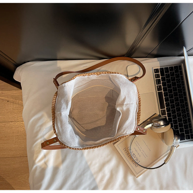 High-end Bucket Bag Large Capacity Underarm Bag Straw Bag Fashionable Shoulder Bag
