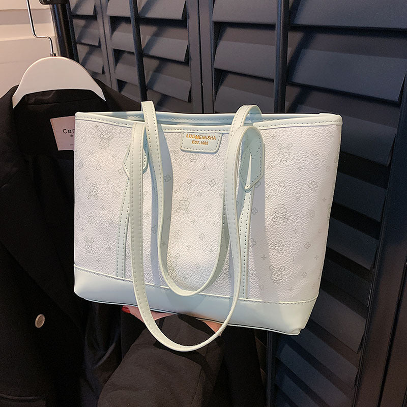 Large Capacity Commuter Bag. Fashionable Single Shoulder Underarm Bag. Casual Tote Bag