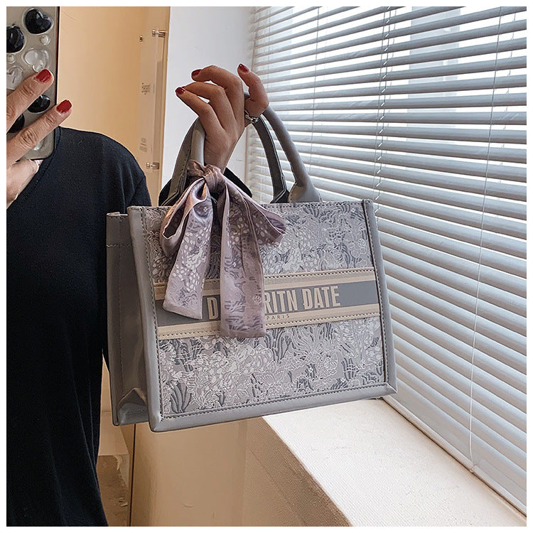 Large Capacity Embroidered Tote Bag Advanced Texture Niche Commuter Hand-Carrying Bag Shoulder Messenger Bag Casual Big Bag