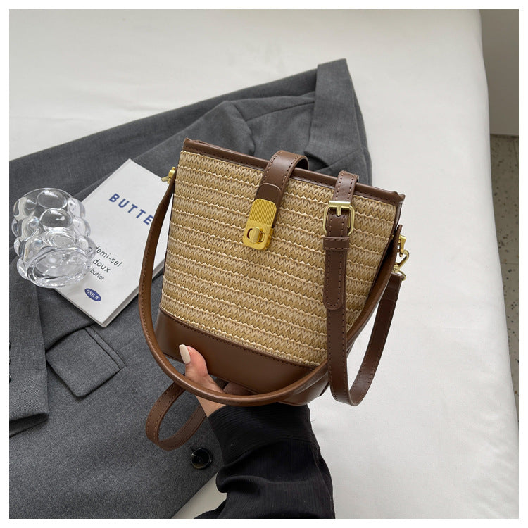 Fashion Handheld Woven Bag. High-Quality Textured Straw Bag, Single Shoulder Crossbody Bag, Casual Bucket Bag