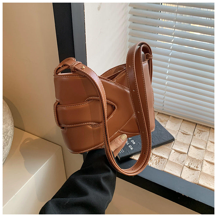 New Fashion Trendy Versatile Crossbody Bag Exquisite Casual Shoulder Bucket Bag