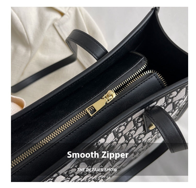 New Versatile Commuter Shoulder Bag Fashionable High-Quality Texture Retro Handbag Tote Bag