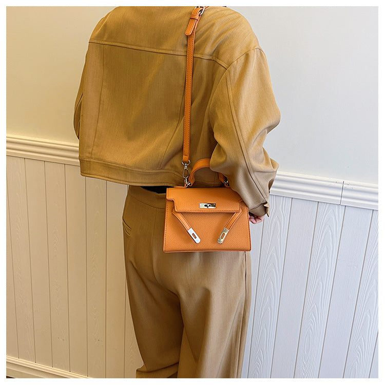 High-end Light Luxury Niche Soft Leather Crossbody Bag Fashion Handbag Underarm Bag