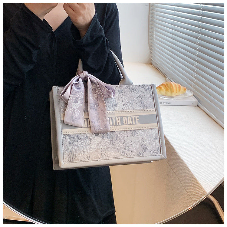 Large Capacity Embroidered Tote Bag Advanced Texture Niche Commuter Hand-Carrying Bag Shoulder Messenger Bag Casual Big Bag