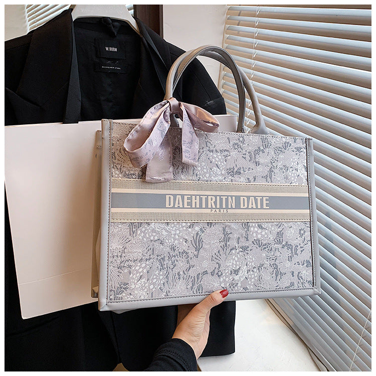 Large Capacity Embroidered Tote Bag Advanced Texture Niche Commuter Hand-Carrying Bag Shoulder Messenger Bag Casual Big Bag