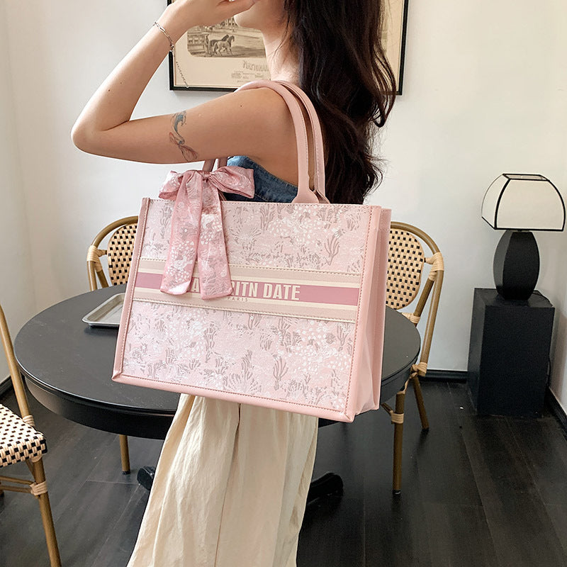 Large Capacity Embroidered Tote Bag Advanced Texture Niche Commuter Hand-Carrying Bag Shoulder Messenger Bag Casual Big Bag