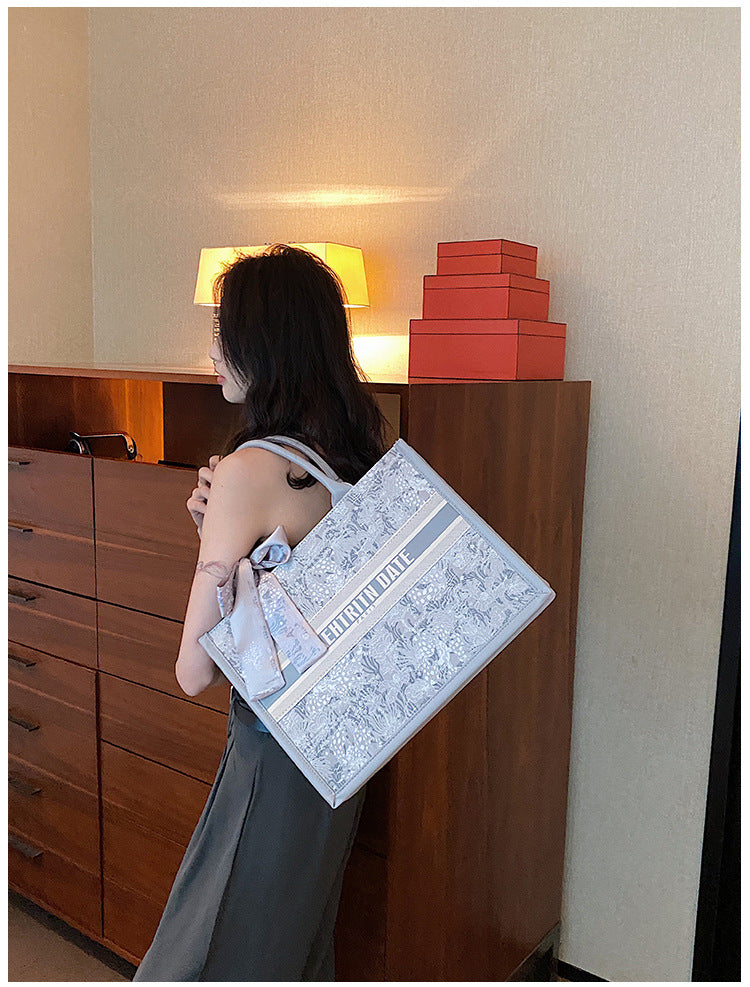Large Capacity Embroidered Tote Bag Advanced Texture Niche Commuter Hand-Carrying Bag Shoulder Messenger Bag Casual Big Bag