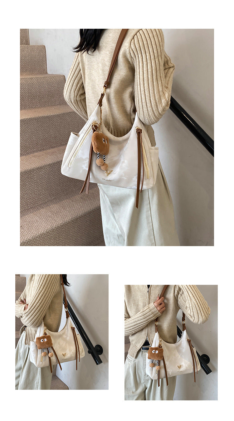 Casual Commuting Large Capacity Bag. High-end Versatile Crossbody Bag Fashionable Shoulder Underarm Bag