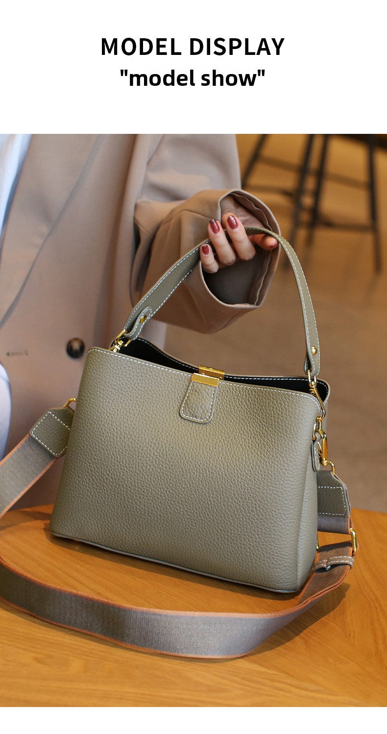 Fashionable Cowhide Leather Women's Large-Capacity Bucket BagVersatile Commuting Genuine Leather Crossbody/Shoulder/Handbag