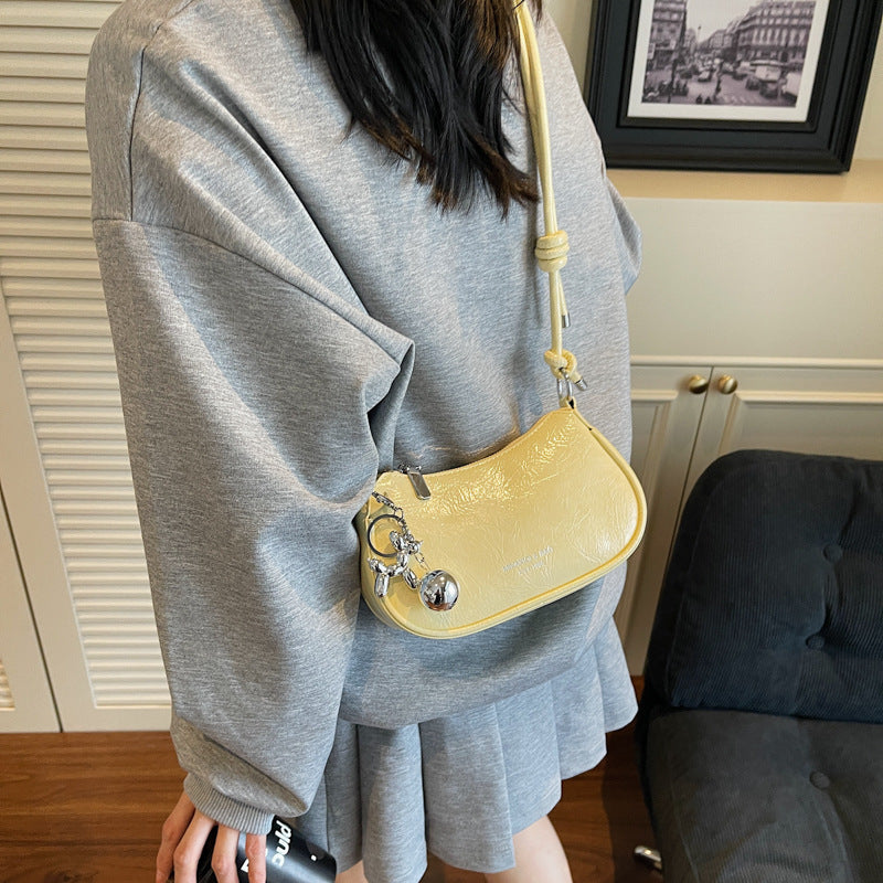 Trendy Popular Niche Underarm Bag. Stylish Versatile Crossbody Bag Super Popular Solid Color Shoulder Bag