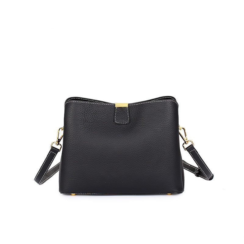 Fashionable Cowhide Leather Women's Large-Capacity Bucket BagVersatile Commuting Genuine Leather Crossbody/Shoulder/Handbag
