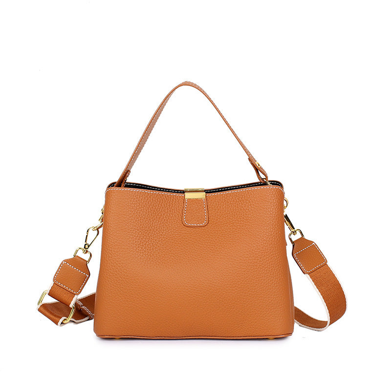 Fashionable Cowhide Leather Women's Large-Capacity Bucket BagVersatile Commuting Genuine Leather Crossbody/Shoulder/Handbag