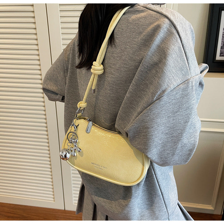 Trendy Popular Niche Underarm Bag. Stylish Versatile Crossbody Bag Super Popular Solid Color Shoulder Bag