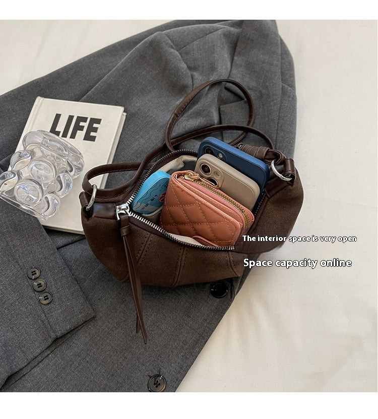 High-end Texture Retro Matte Bag Niche Design Crossbody Bag Commuter Dumpling Bag