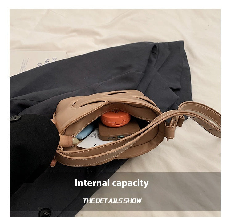 New Fashion Trendy Versatile Crossbody Bag Exquisite Casual Shoulder Bucket Bag