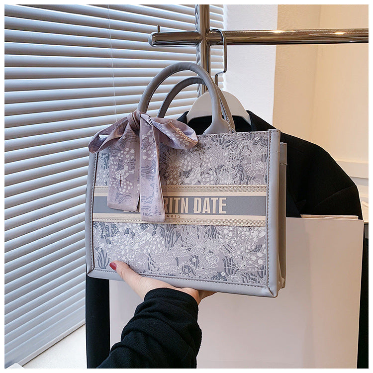 Large Capacity Embroidered Tote Bag Advanced Texture Niche Commuter Hand-Carrying Bag Shoulder Messenger Bag Casual Big Bag
