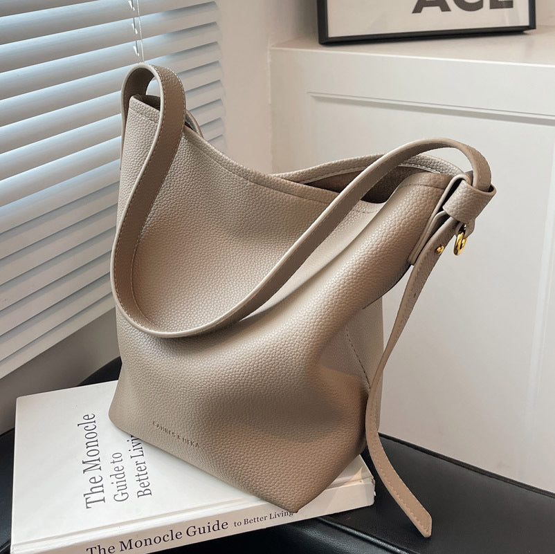 This Year's Trend Retro Small Bag New Women's Bag High-End Crossbody Bag Niche Design Super Popular Bucket Bag