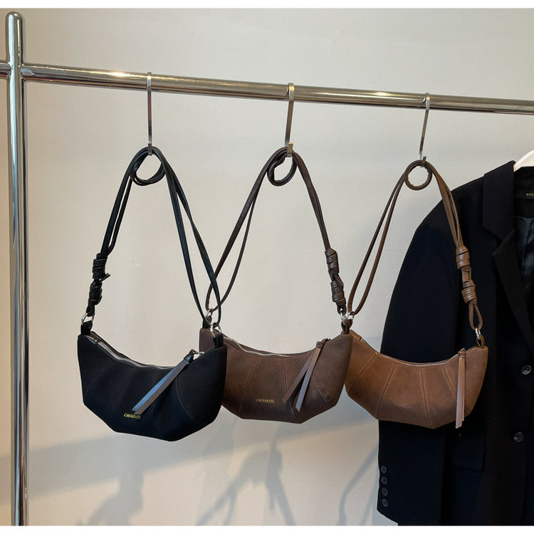 High-end Texture Retro Matte Bag Niche Design Crossbody Bag Commuter Dumpling Bag