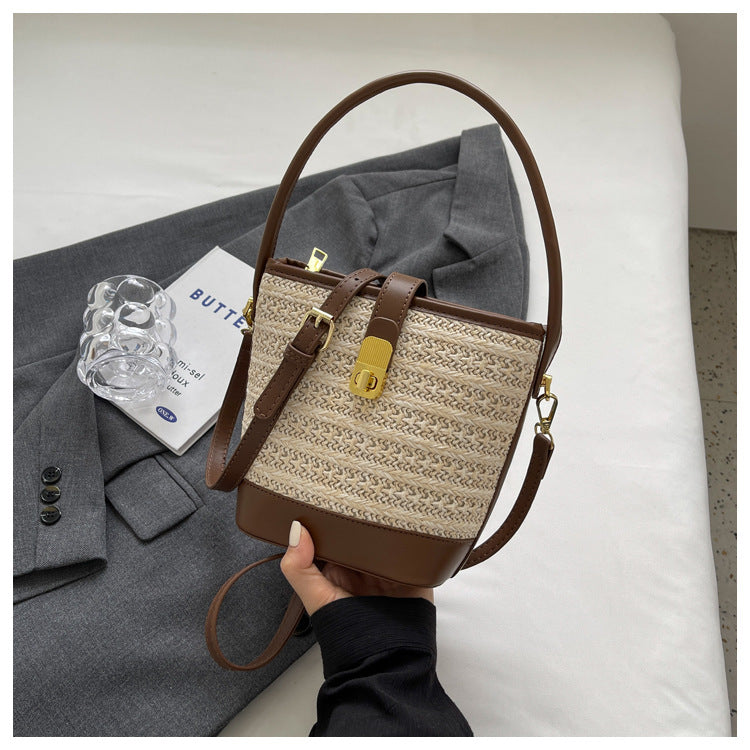 Fashion Handheld Woven Bag. High-Quality Textured Straw Bag, Single Shoulder Crossbody Bag, Casual Bucket Bag