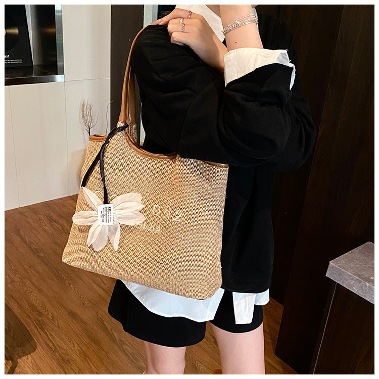 Spliced Large Capacity Straw Tote Bag. Beach Vacation Beach Woven Commuter Shoulder Bag