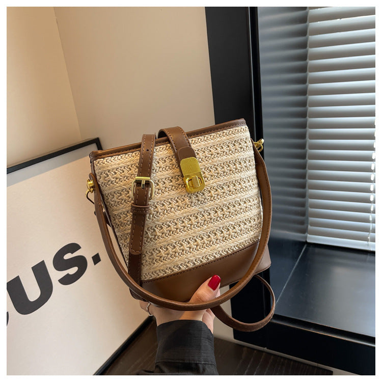 Fashion Handheld Woven Bag. High-Quality Textured Straw Bag, Single Shoulder Crossbody Bag, Casual Bucket Bag