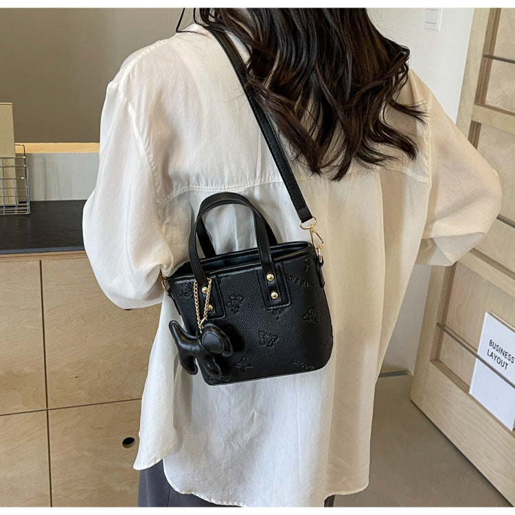 French Niche Fashion Handbag High-Quality Texture Crossbody Bag Casual Versatile Bucket Bag